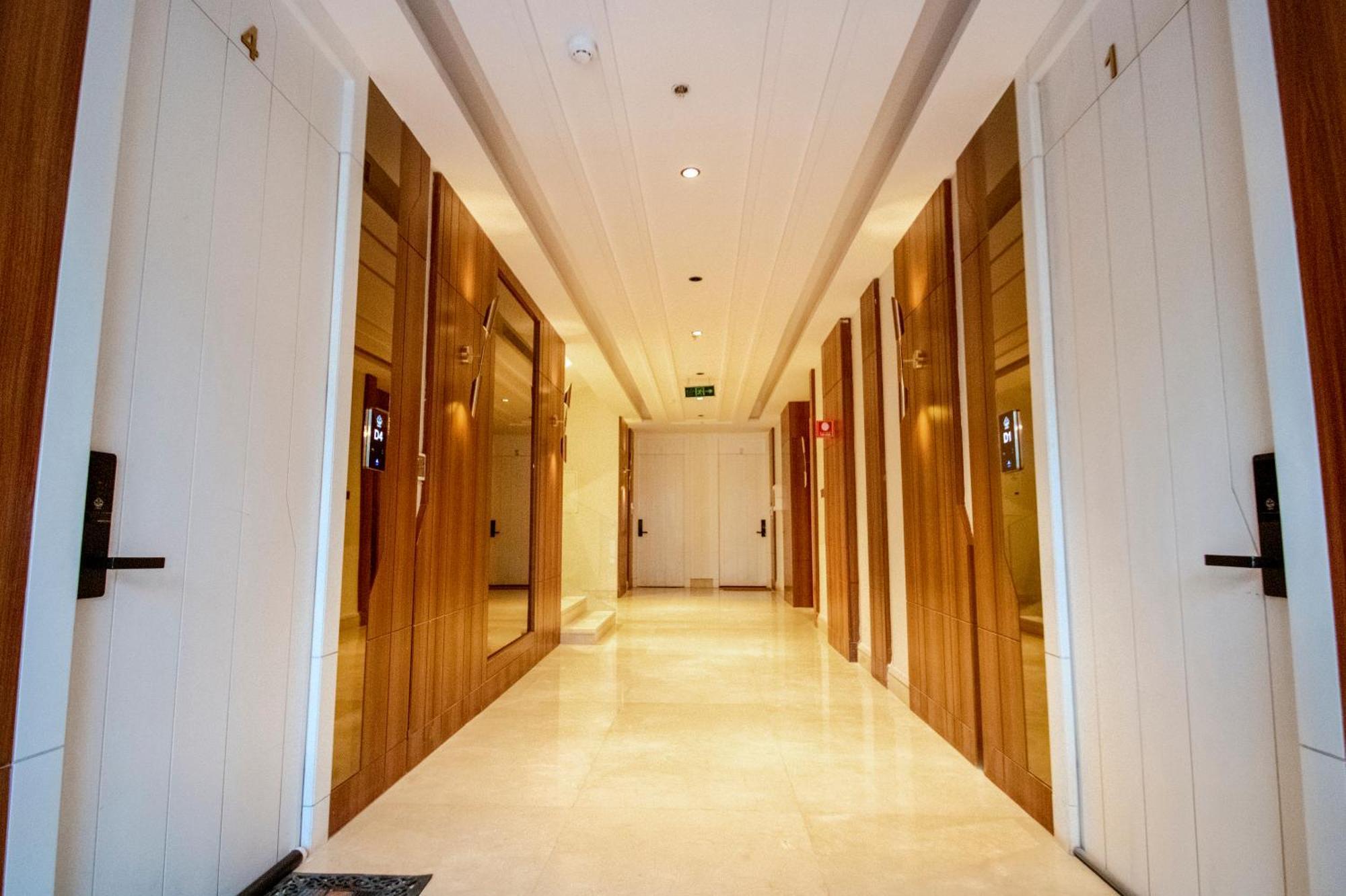 فاخرة بدخول ذكي Apartment